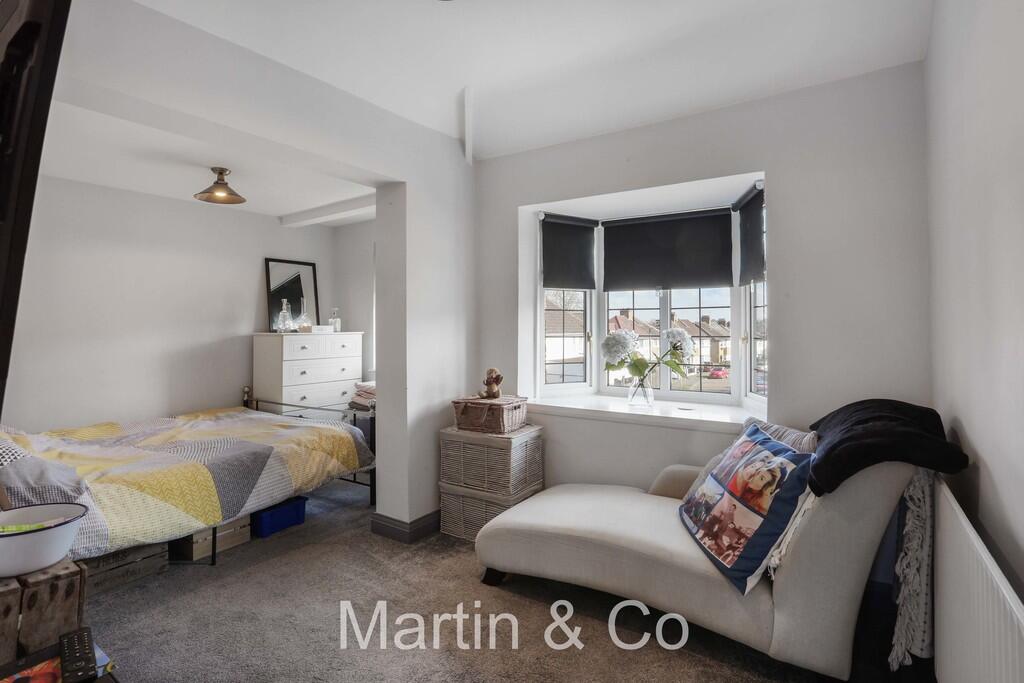 1444213293 - 87 T...