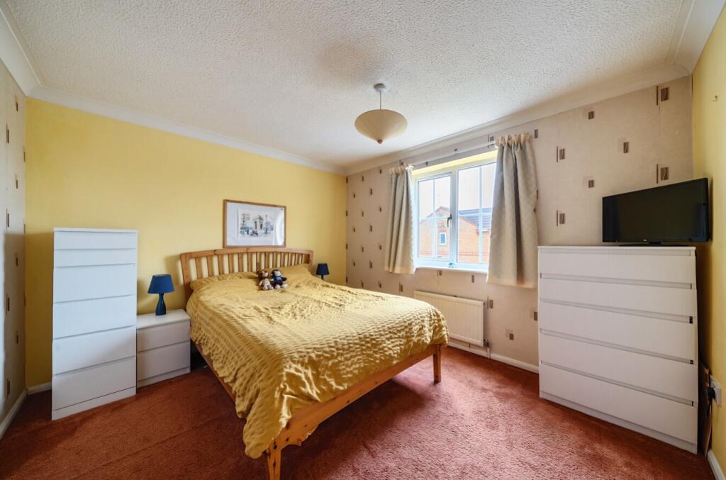 1328680-16-6888d3b70a861