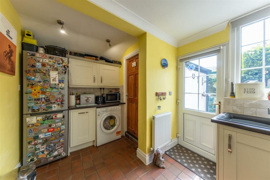 32 Church Street-003.jpg