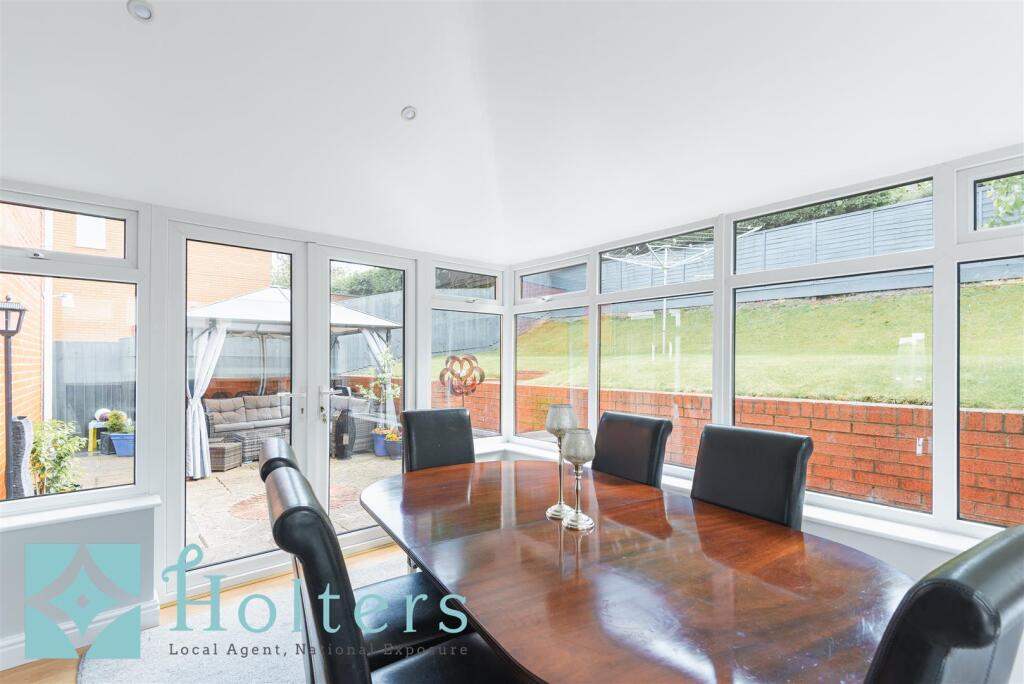 70 Rocke's Meadow, Knighton-21.jpg