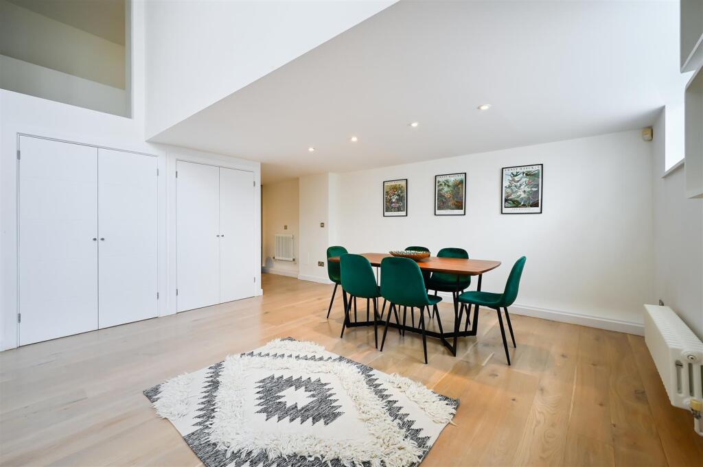 CRAVEN GARDENS, 82- (12).jpg