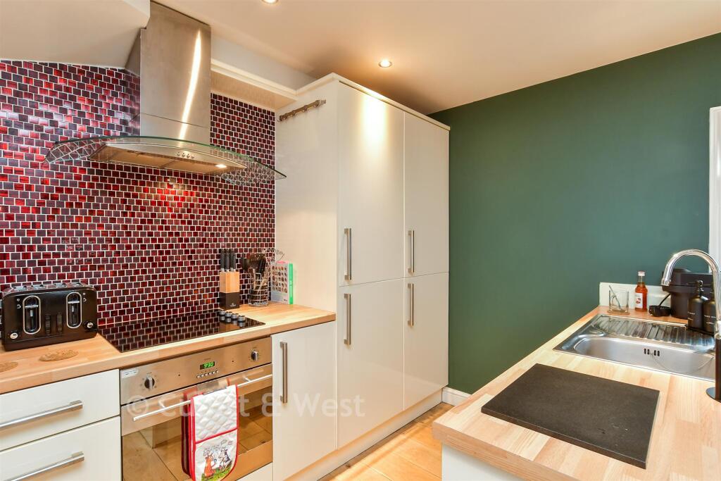 Lounge/ Dining Room/ Kitchen