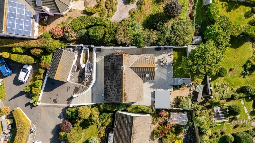 A24 - 10 Grenville Close, Stokenham - 250930.jpg