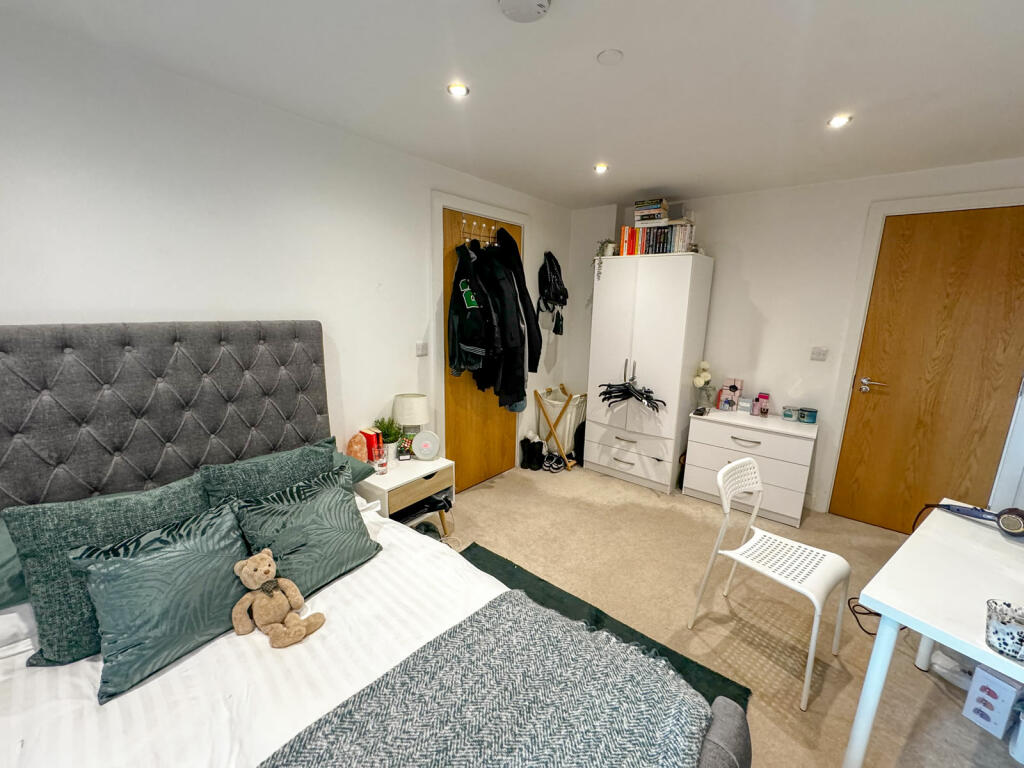 leyalandhouse76IMG_2278_edited.jpg