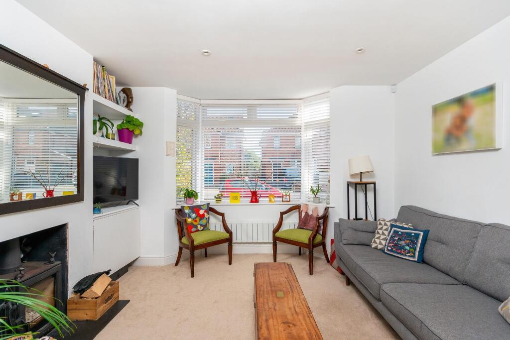 0B7RAN - Reception D.jpg