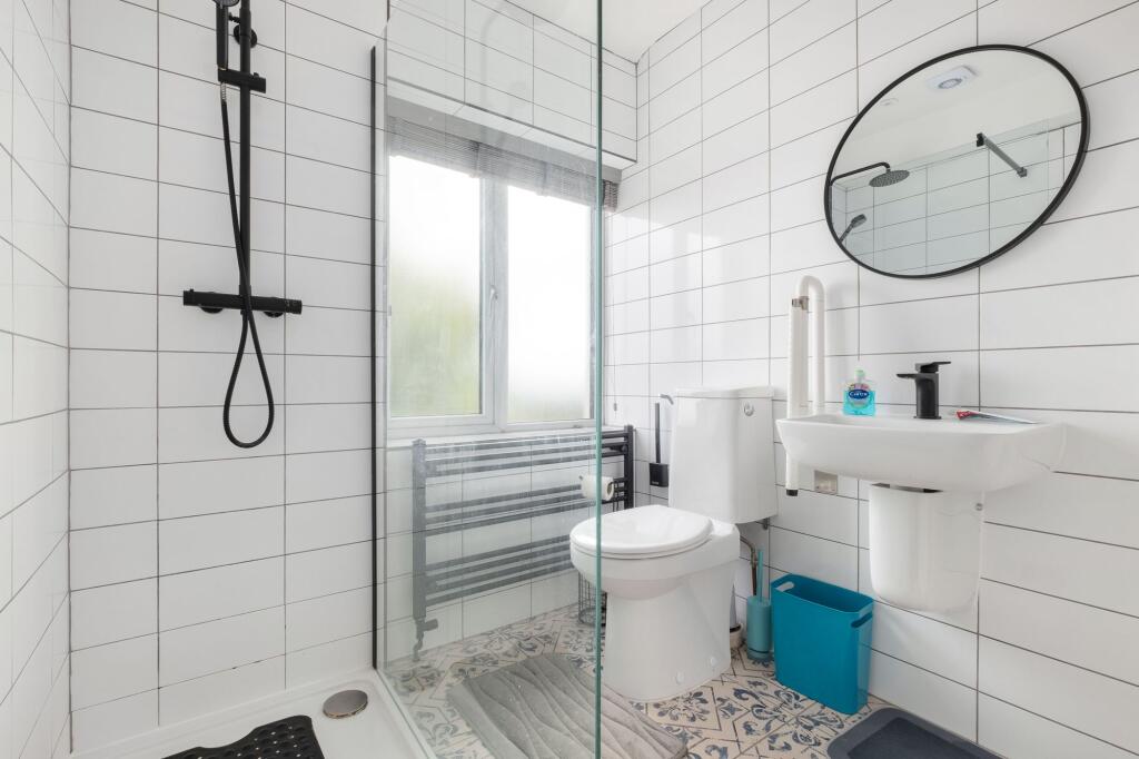 BEDROOMS AND BATHROOMS