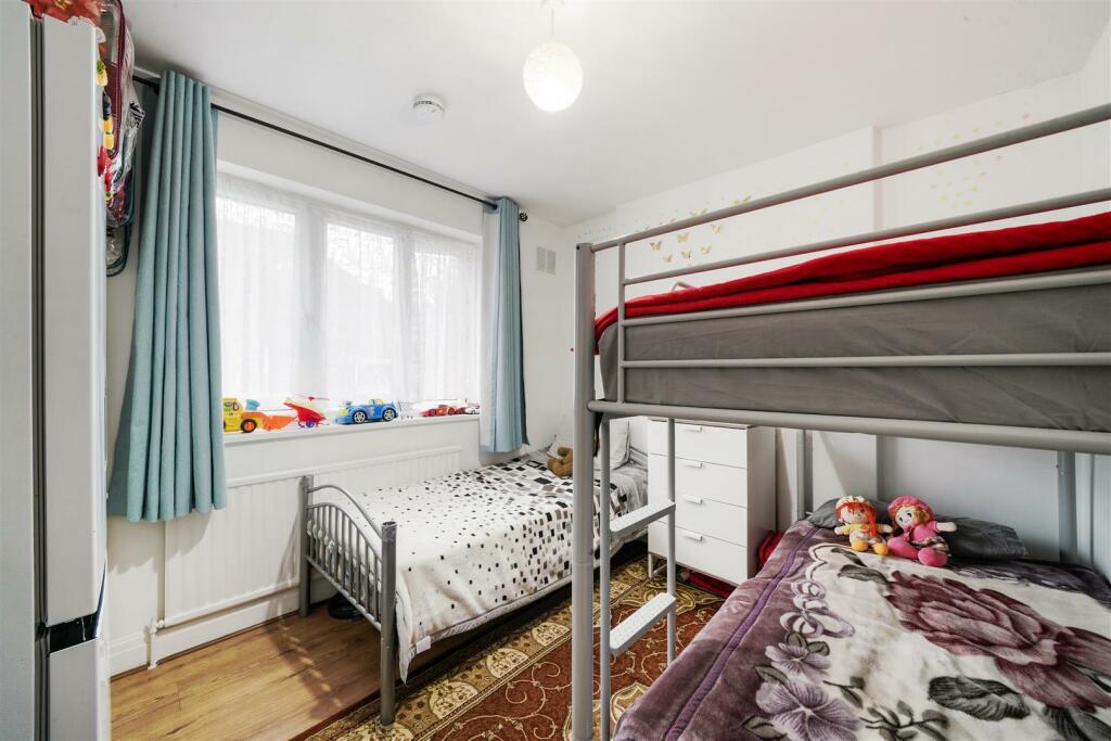 815 Harrow Road - xb8Lf3bCdEhFU1Jxj7qk.jpg