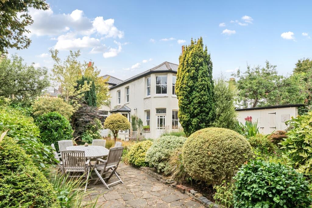 1345624-8-68aecf1...