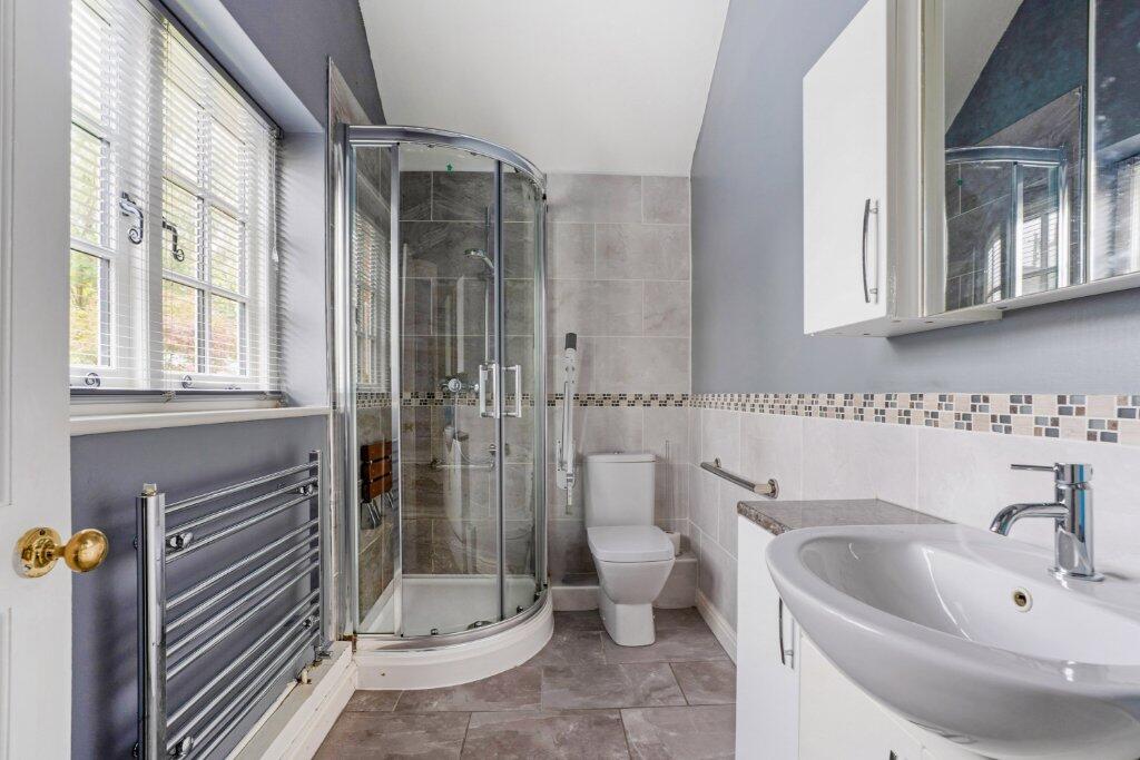 Annex Shower Room