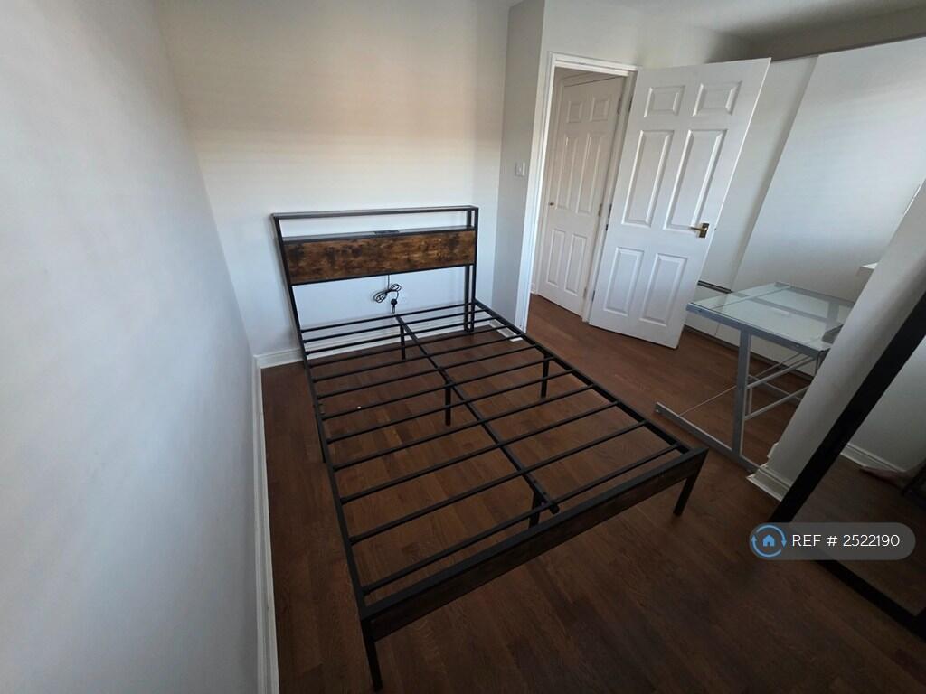 02nd Floor Double Bedroom