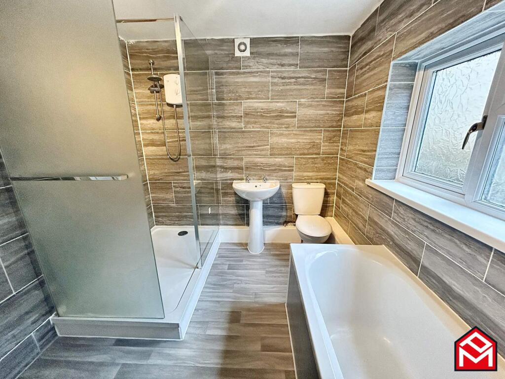 Bath &amp; Shower Room