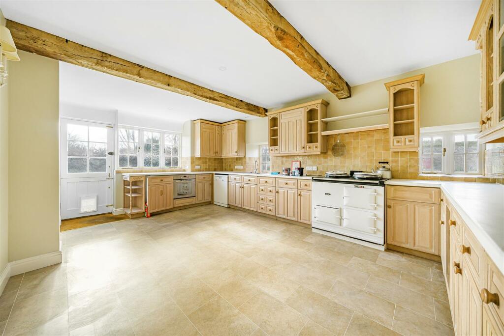 Kitchen dining room 2nd aspect.jpg