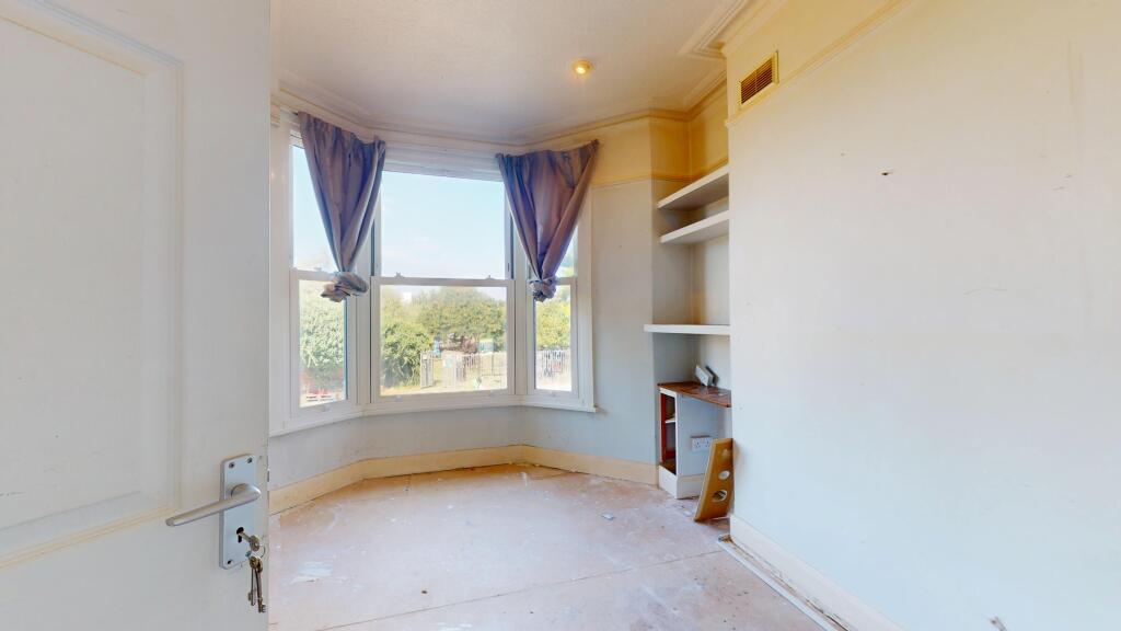 Flat A, 98 Lowden Road, Herne Hill, London, SE24 0BQ