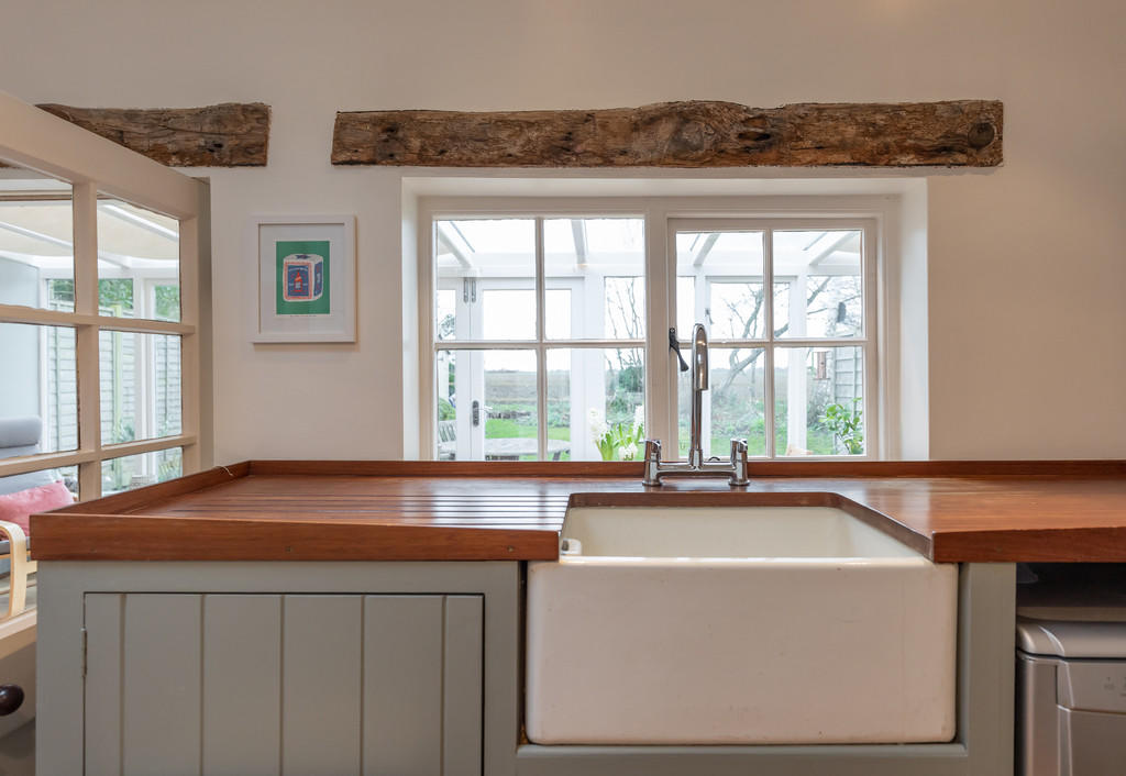 Butler sink 