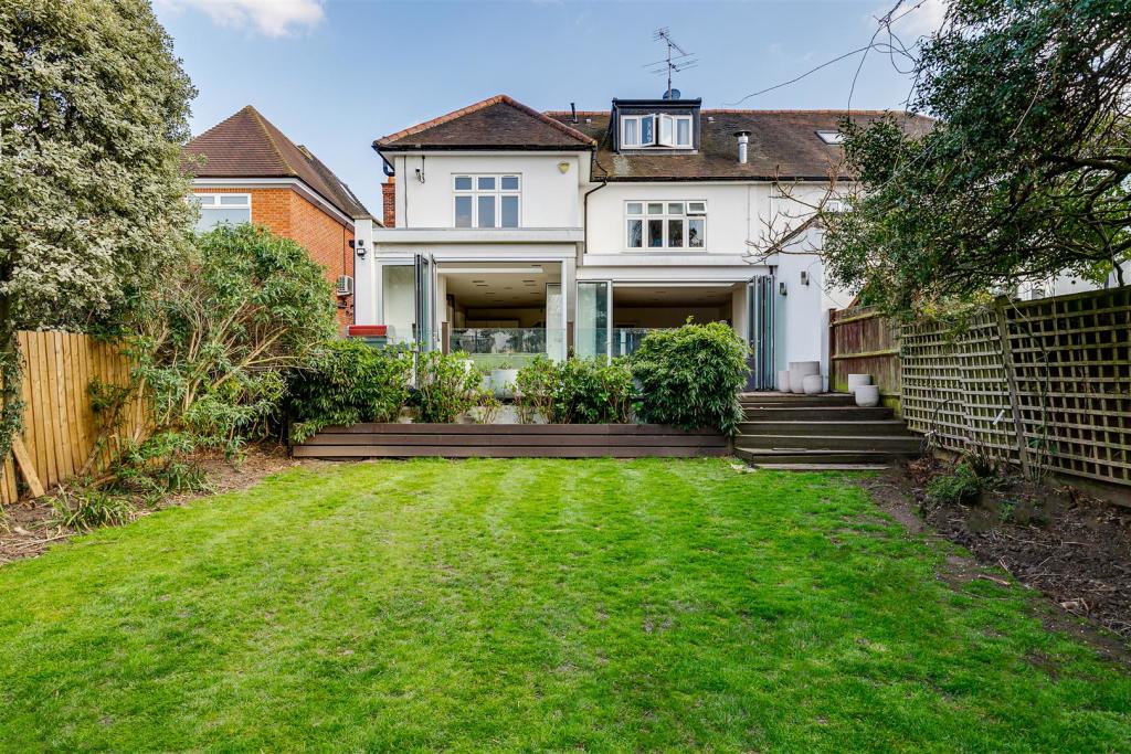 Hocroft Road 22-36.jpg