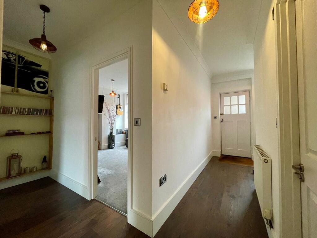 6066396b-58c3-4e4...