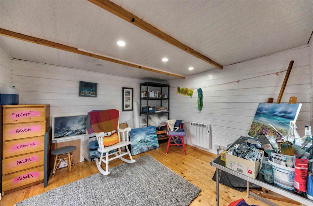 6 Clarence Road Dundee-20.JPG