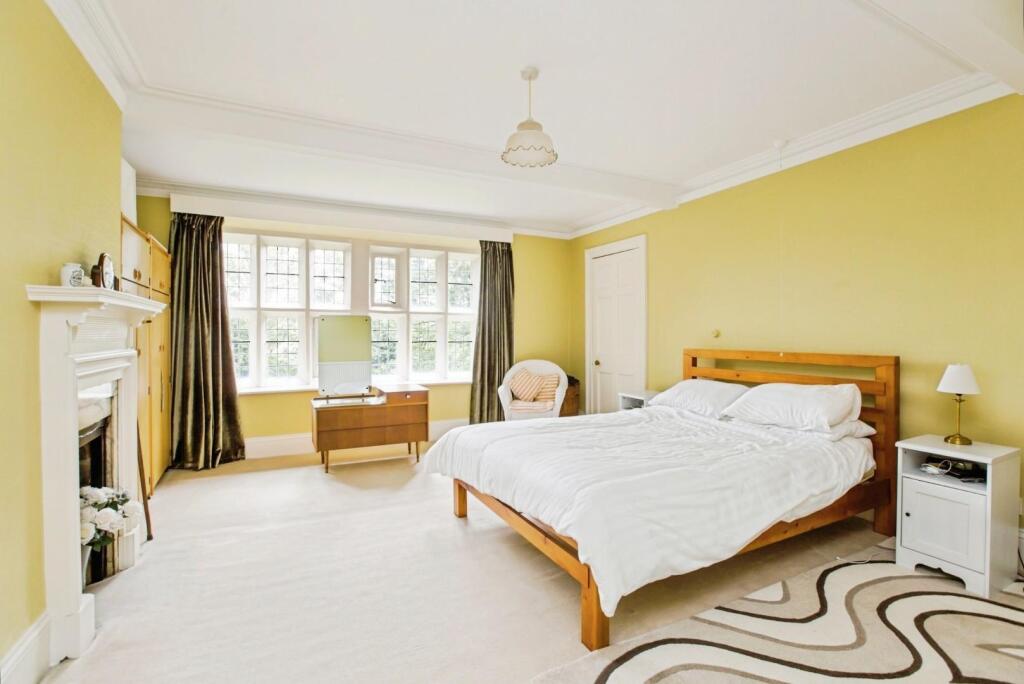 thornton_hall_int_017.jpg