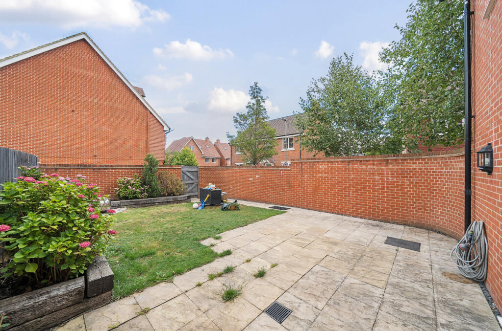 1328985-22-687e5b...