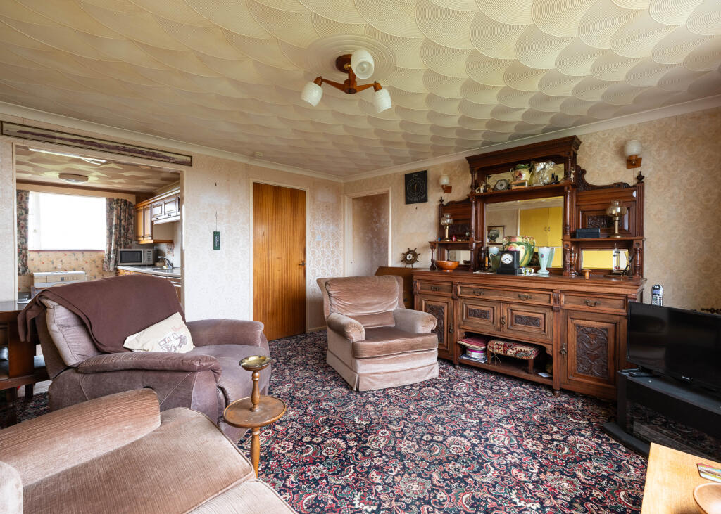 66c3613ab2e19_Windrush-7