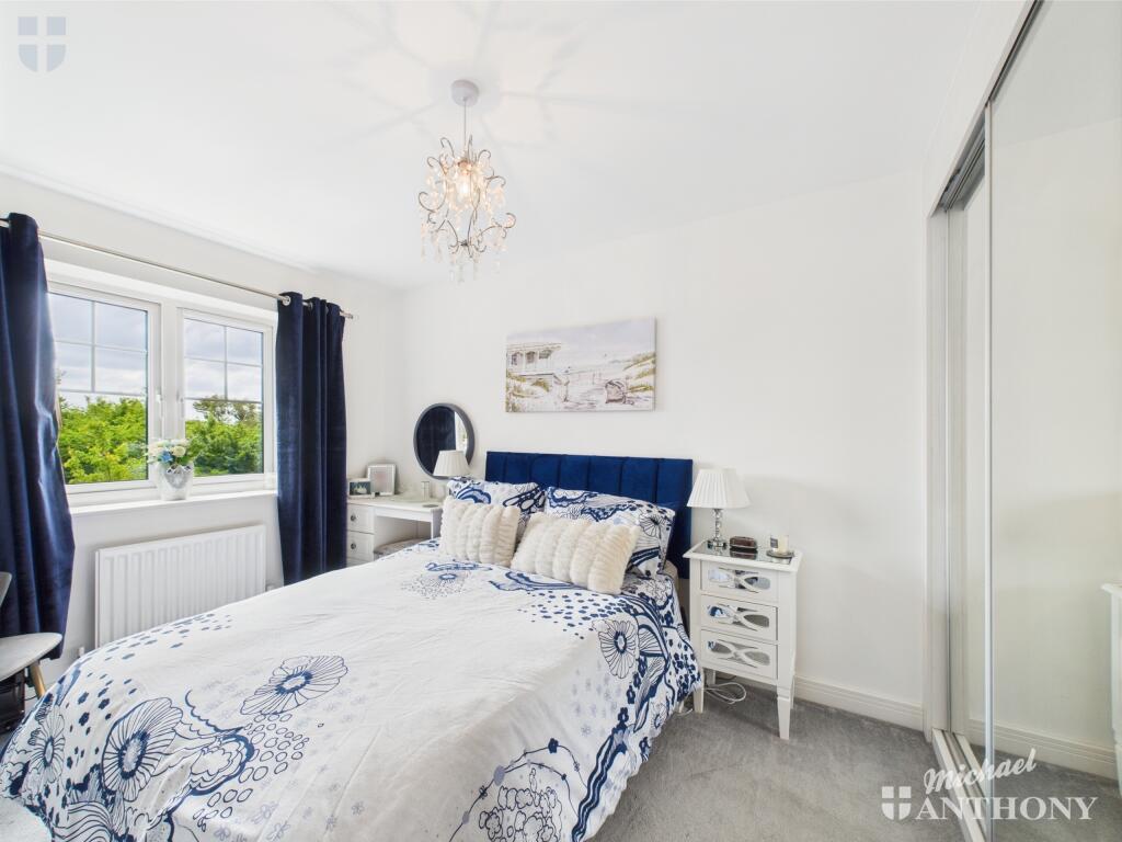 CAM03218G0-PR0655-STILL012