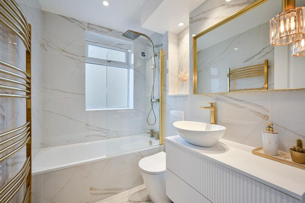 ARDROSSAN GARDENS (18).jpg