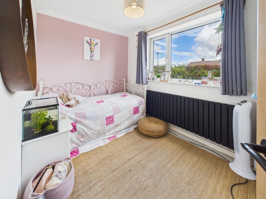 CAM02093G0-PR0053-STILL024