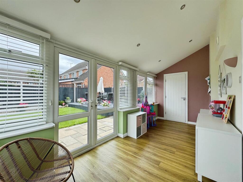 b7e1fec2--4F0B-8D31-CC0B21452DF7-29310-000015CE794