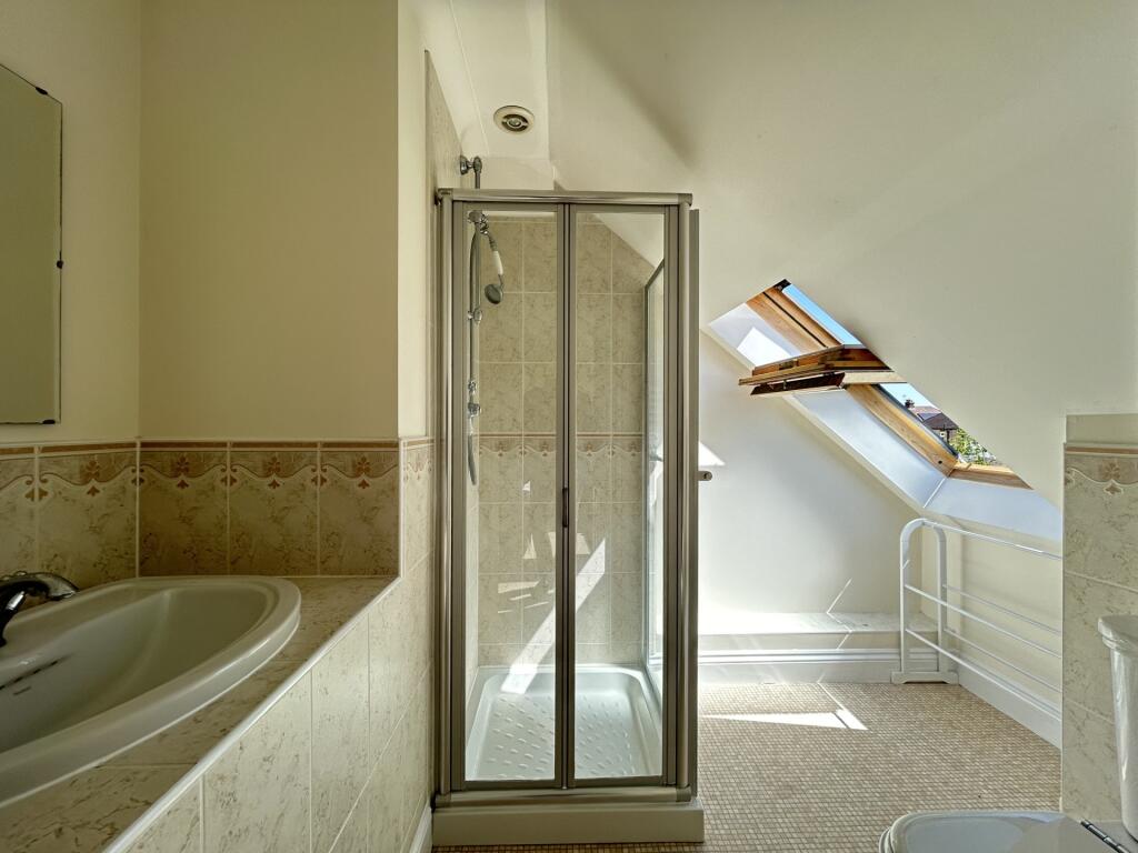 en suite 2