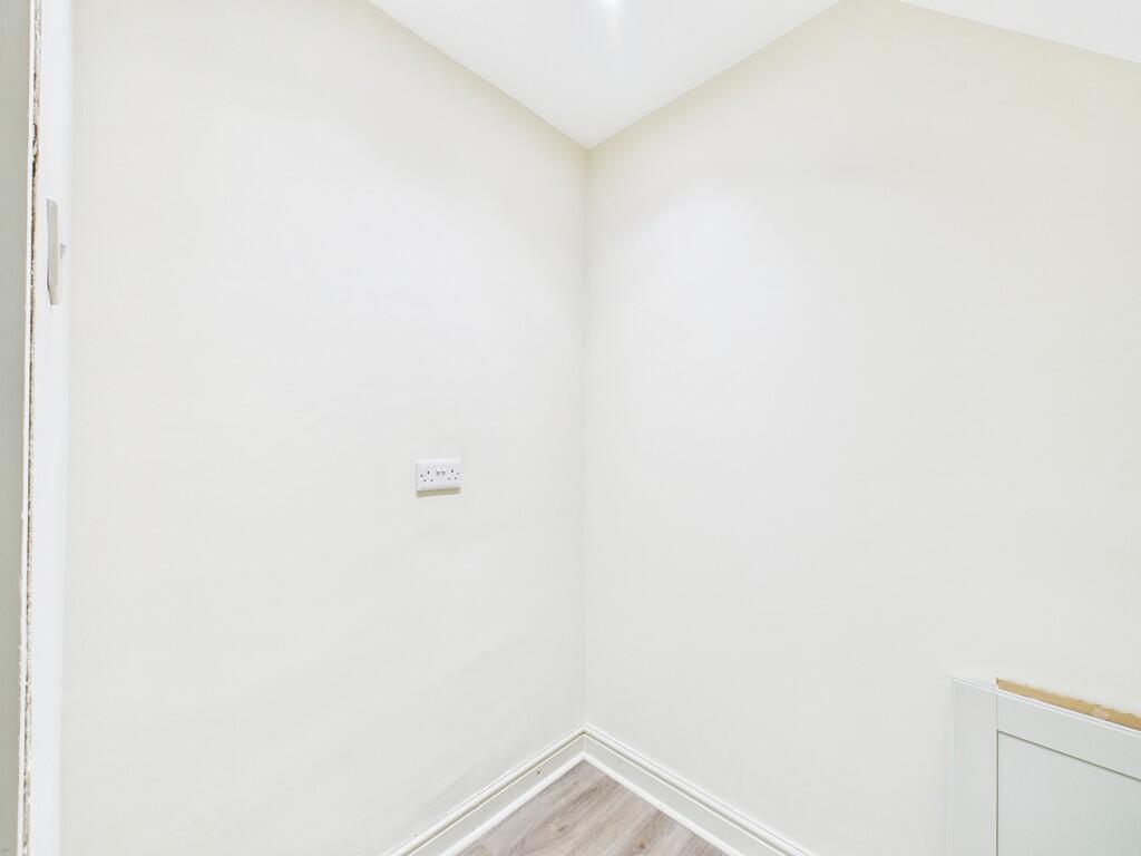 CAM01835G0-PR0357...