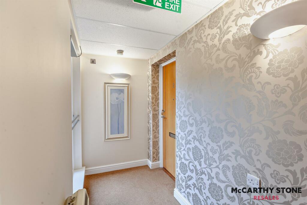8625149-interior12-800.jpg