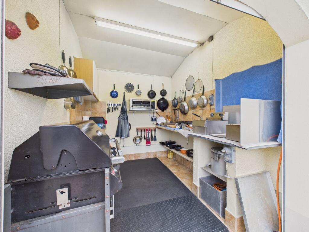 Outdoor Access Kitchen