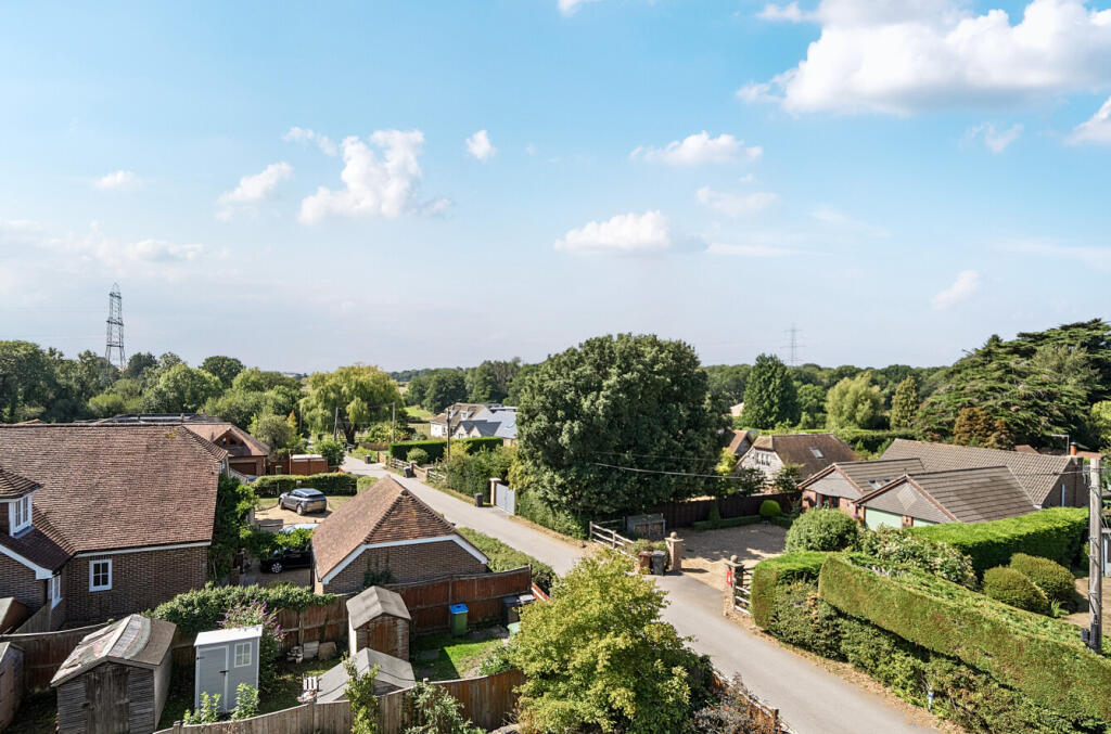 1335855-24-6899e8...