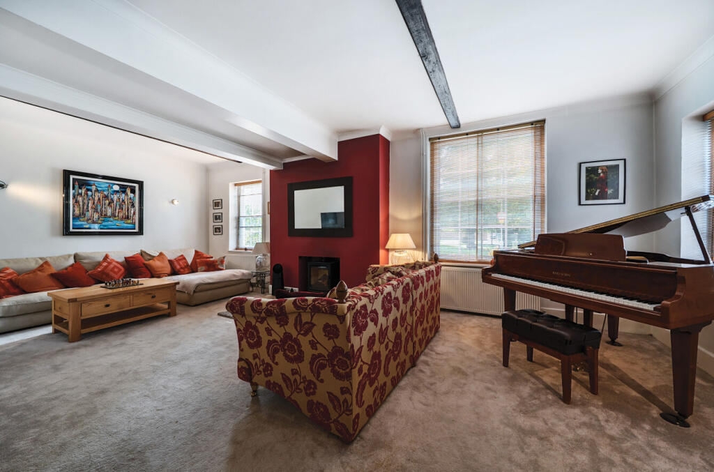 1329704-8-6889279...