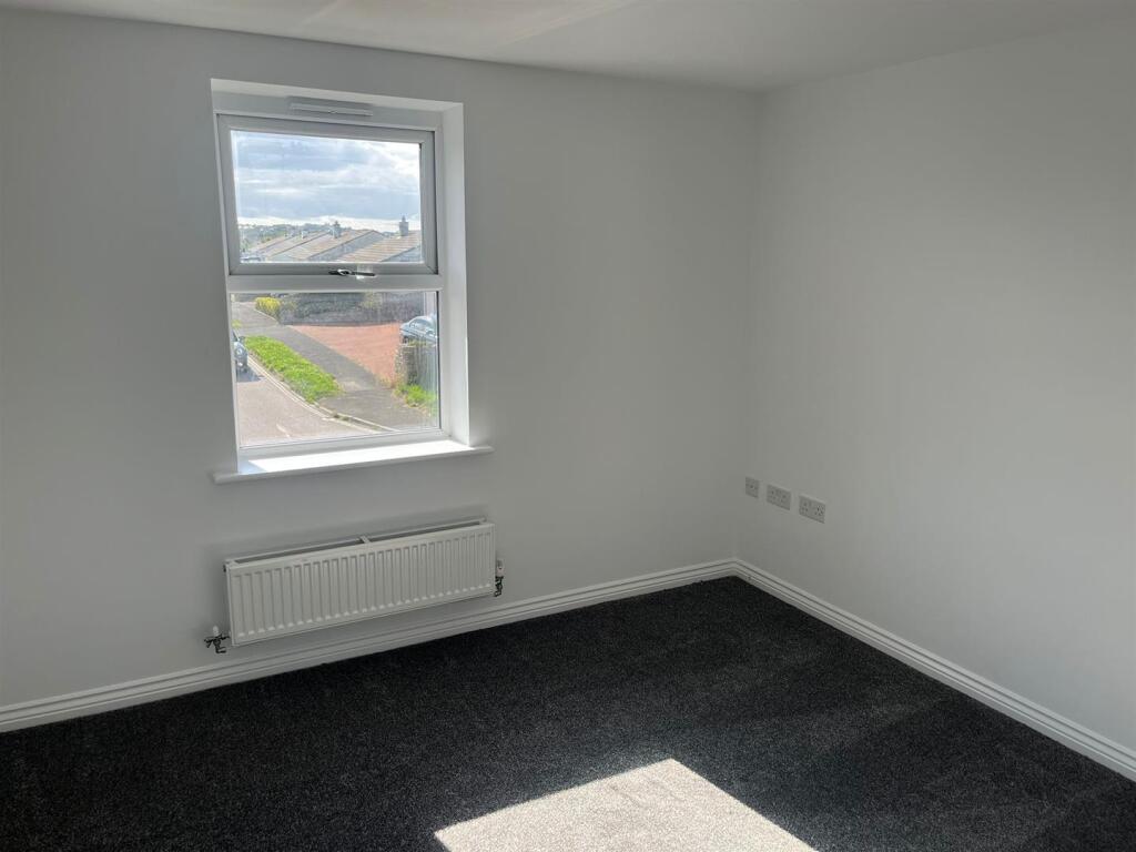 28 Littledale Bedroom 2