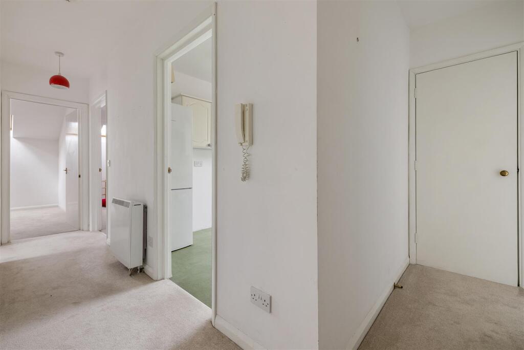 Kenninghall Road E5