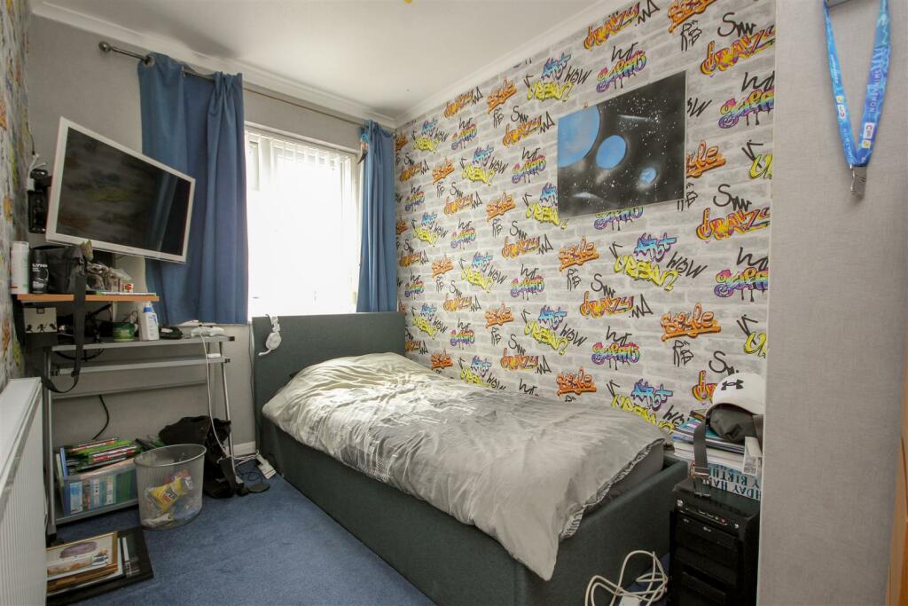 Bedroom 3.jpg
