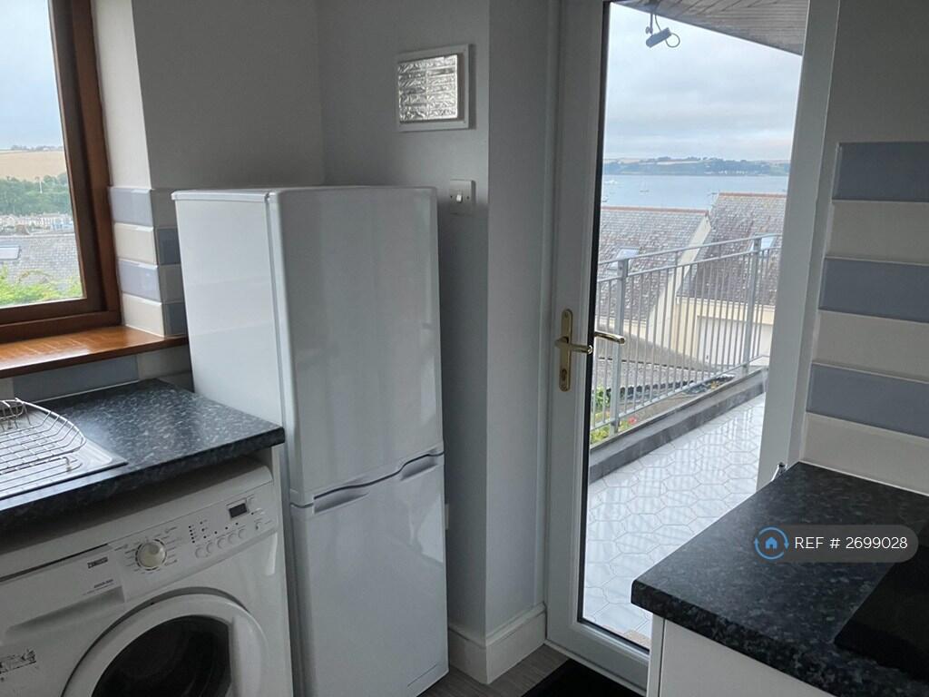 Kitchen Access To Balcony