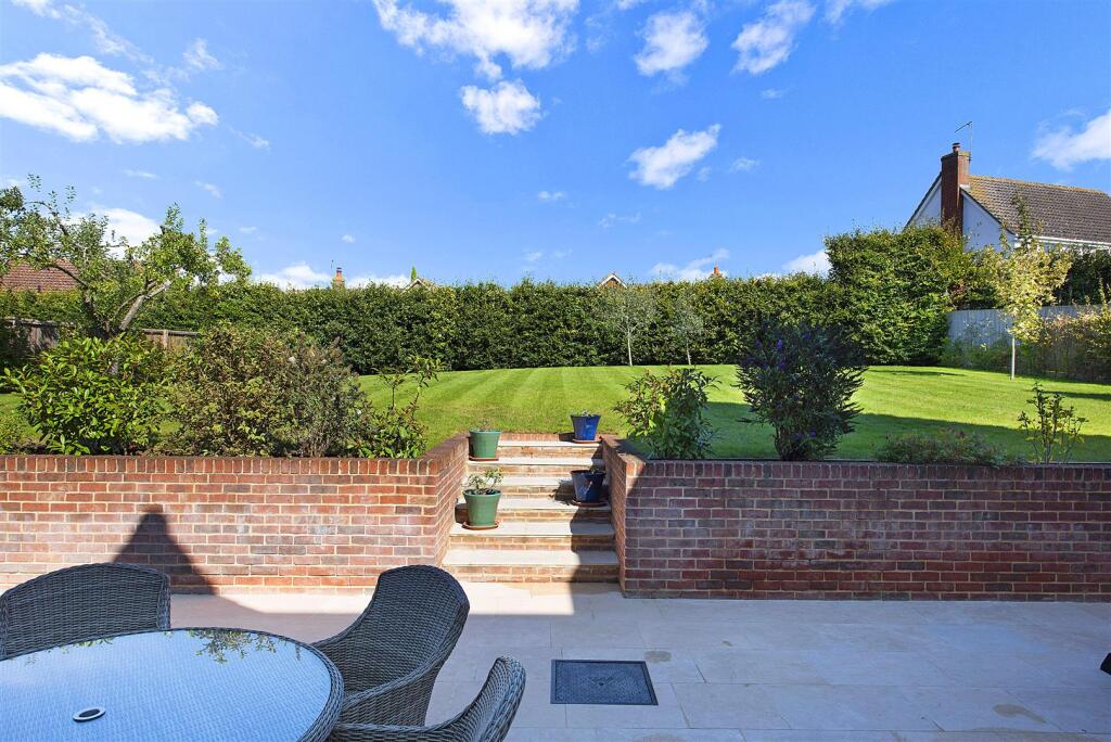 Ashfield House ph08.jpg