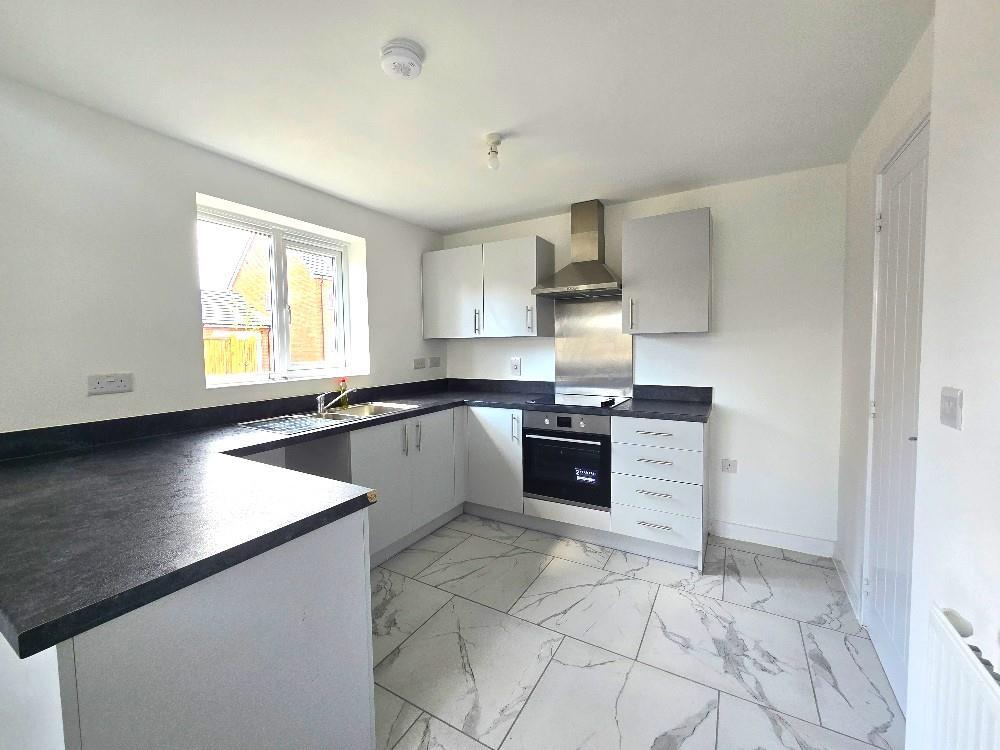 Brookfields Place, Holbrooks - Kitchen.jpg