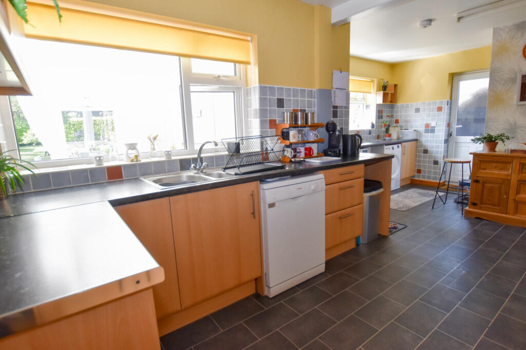 Breakfast Kitchen...