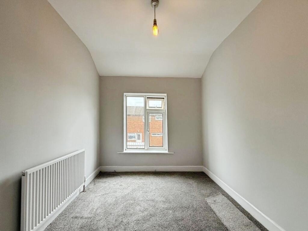 pbox-bedroom-337311.jpg