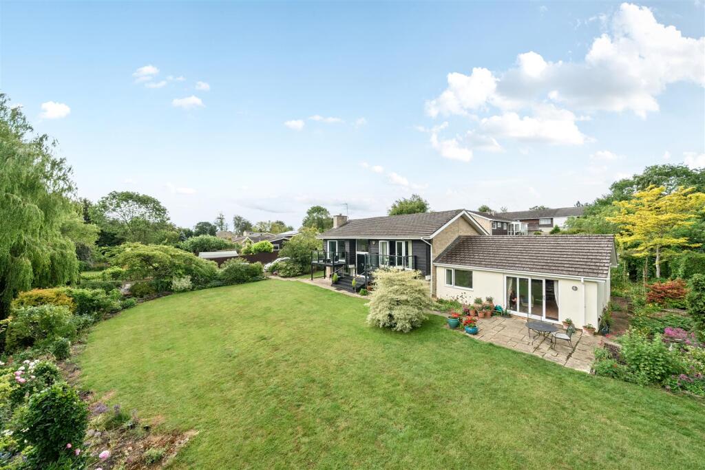 1 Pigeon Hill, Tiffield (e) (1).jpg