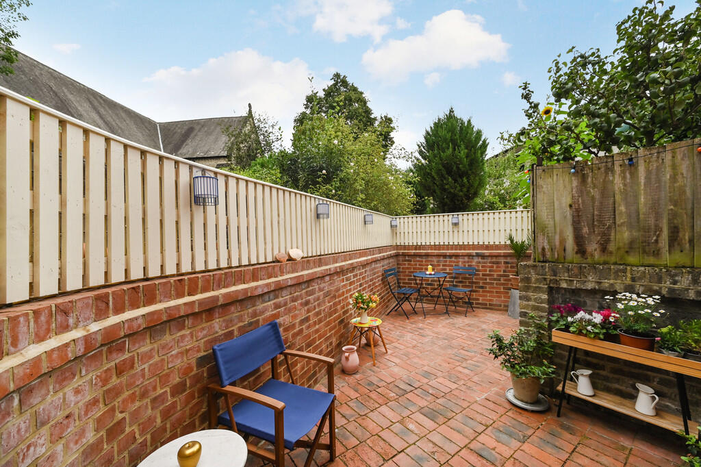 37-Lauriston-Road...