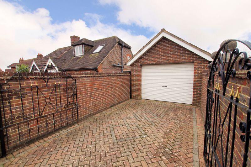 Parking &amp; Garage/Workshop