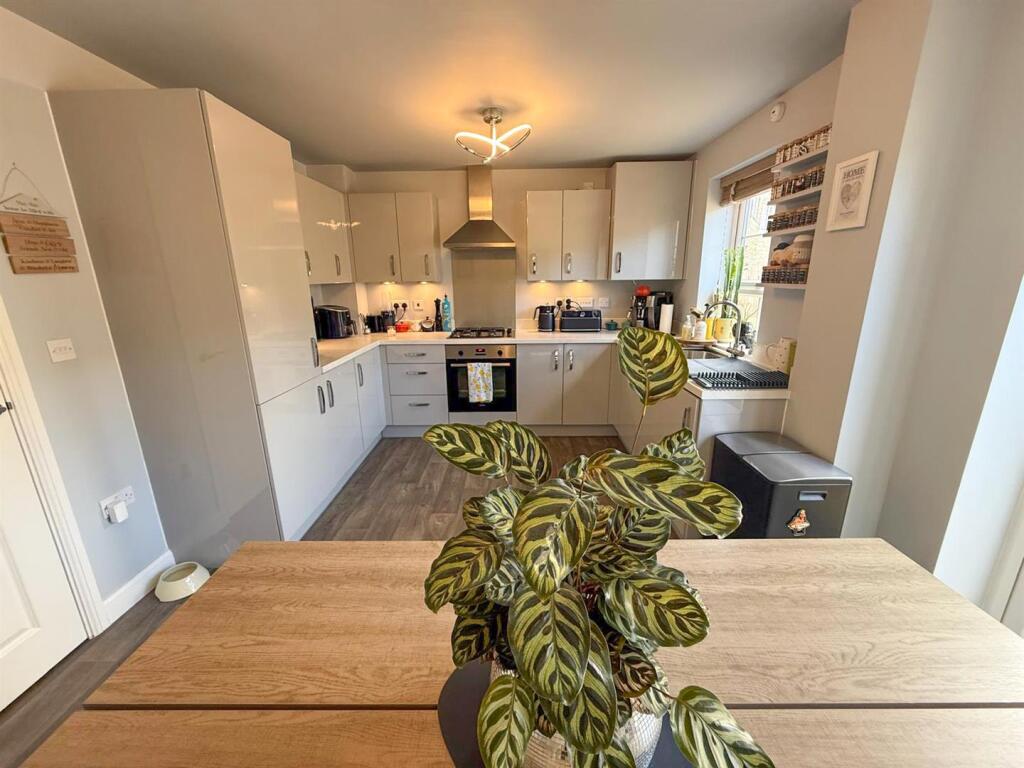 3 bed semi, Silsden