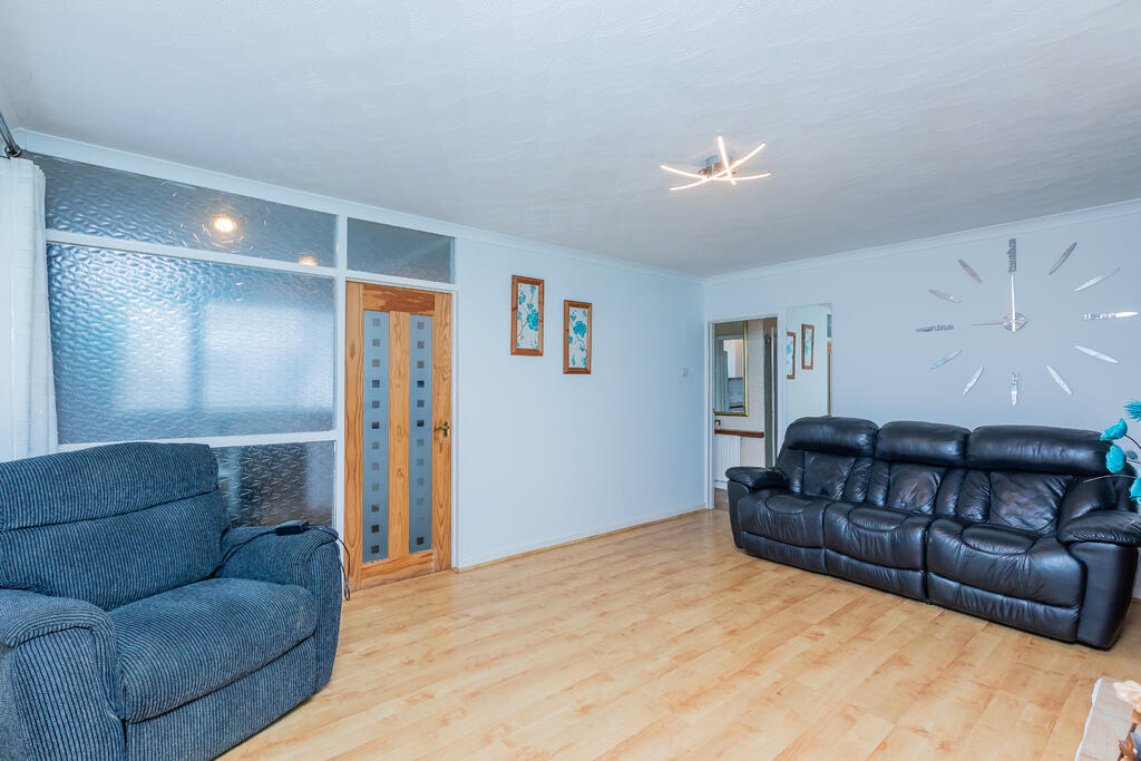 36 Shrubbery Road -3