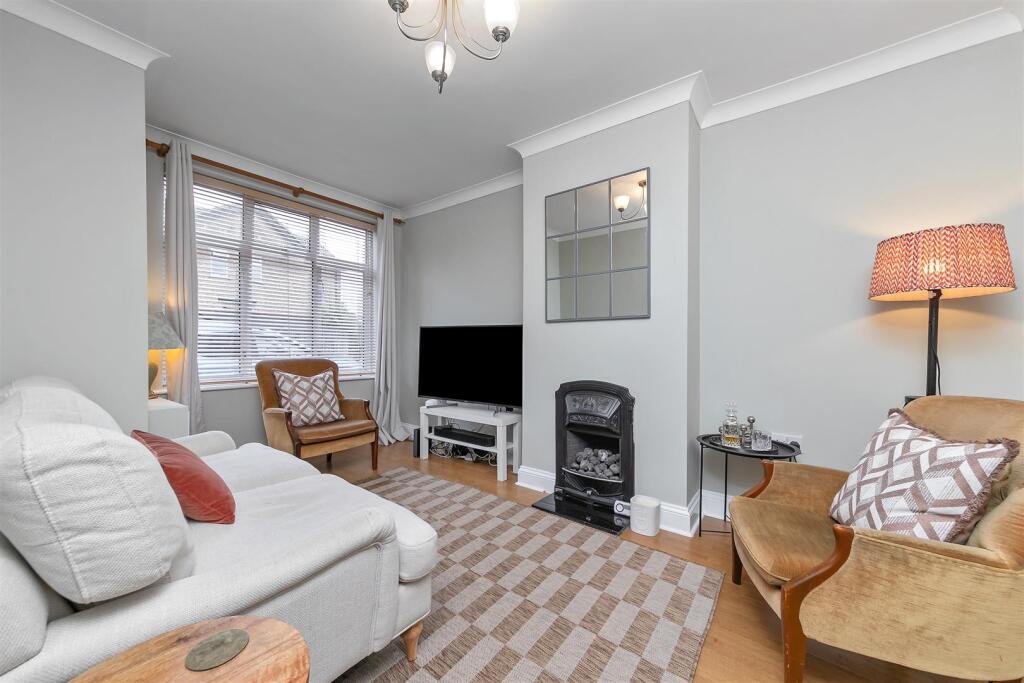 69CambridgeRoad-8.jpg