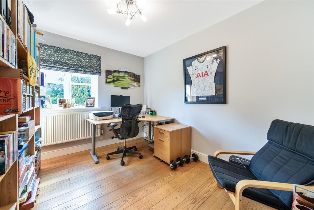 Sycamore House, 2 Mill Lane, Greens Norton (21).jp