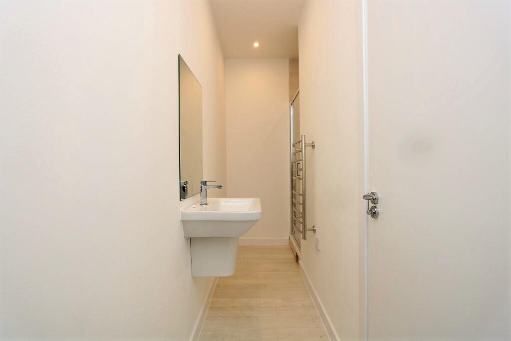 13_16467472806770.JP